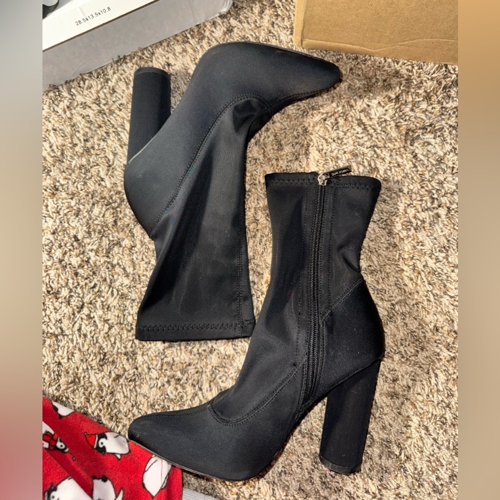 Heel Booties - Picture 2 of 4